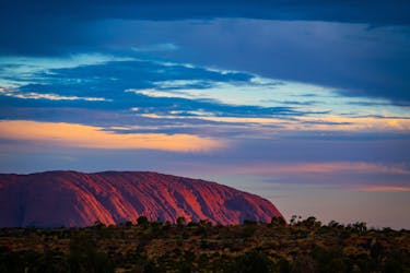 Sites sacrés d’Uluru et coucher de soleil avec barbecue